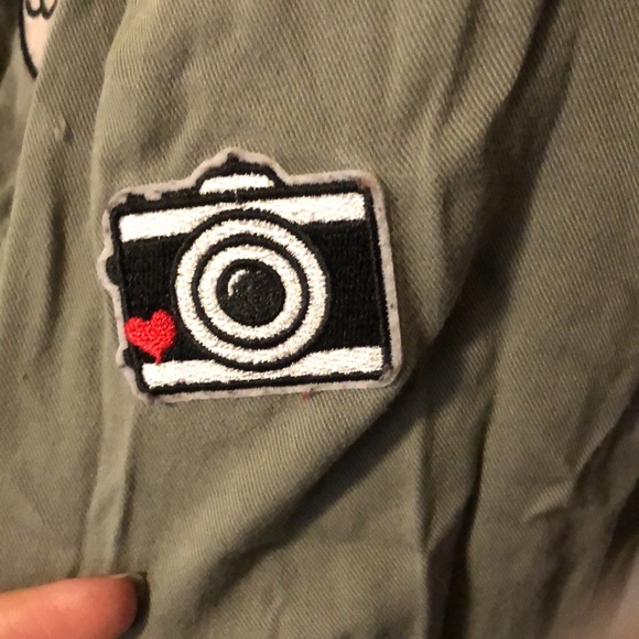 FINAL AE Vintage Wash Button Down Shirt - Picture 3 of 10